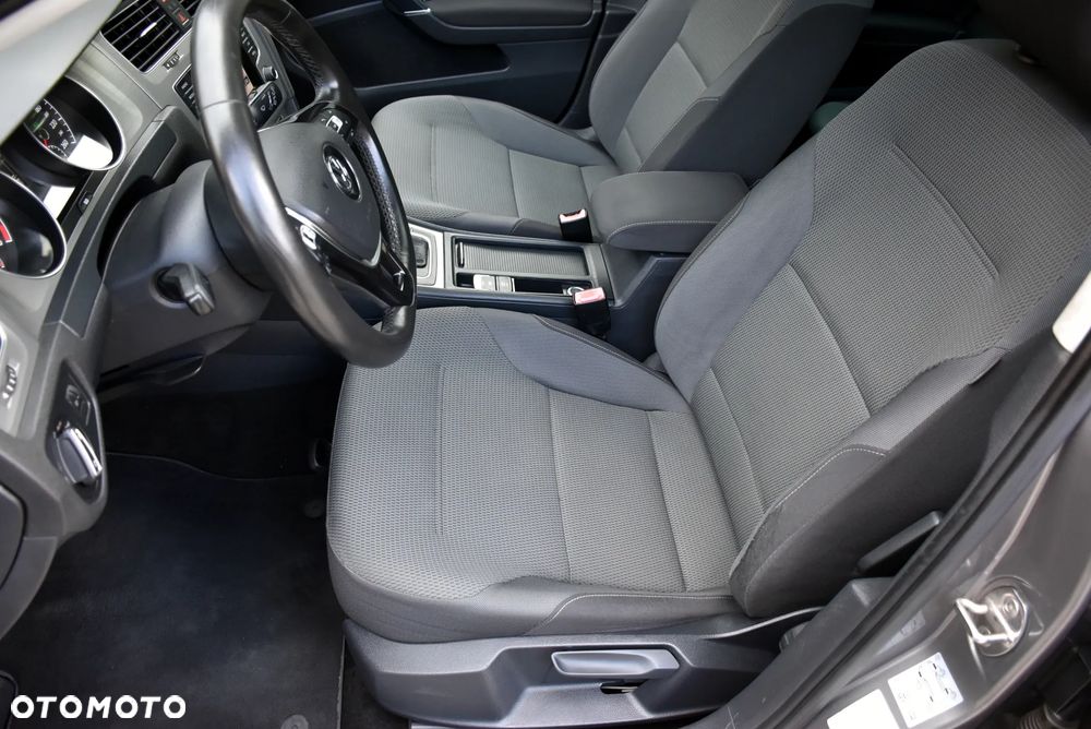 Volkswagen Golf 1.6 TDI BlueMotion Technology DSG Comfortline - 18