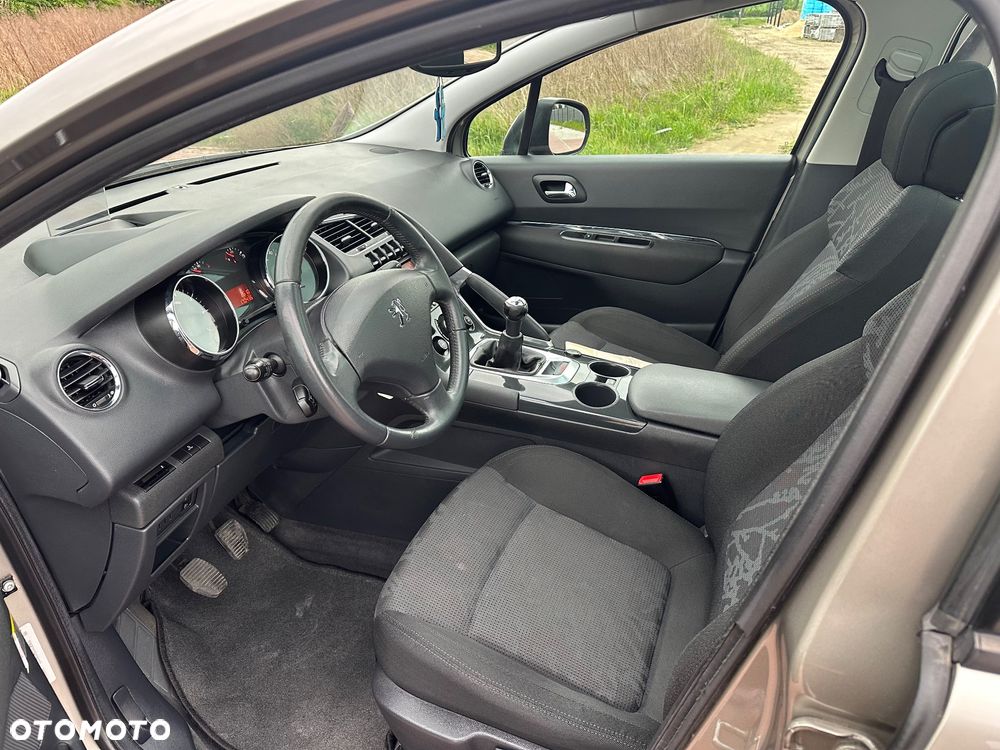 Peugeot 3008 120 VTi Premium - 27
