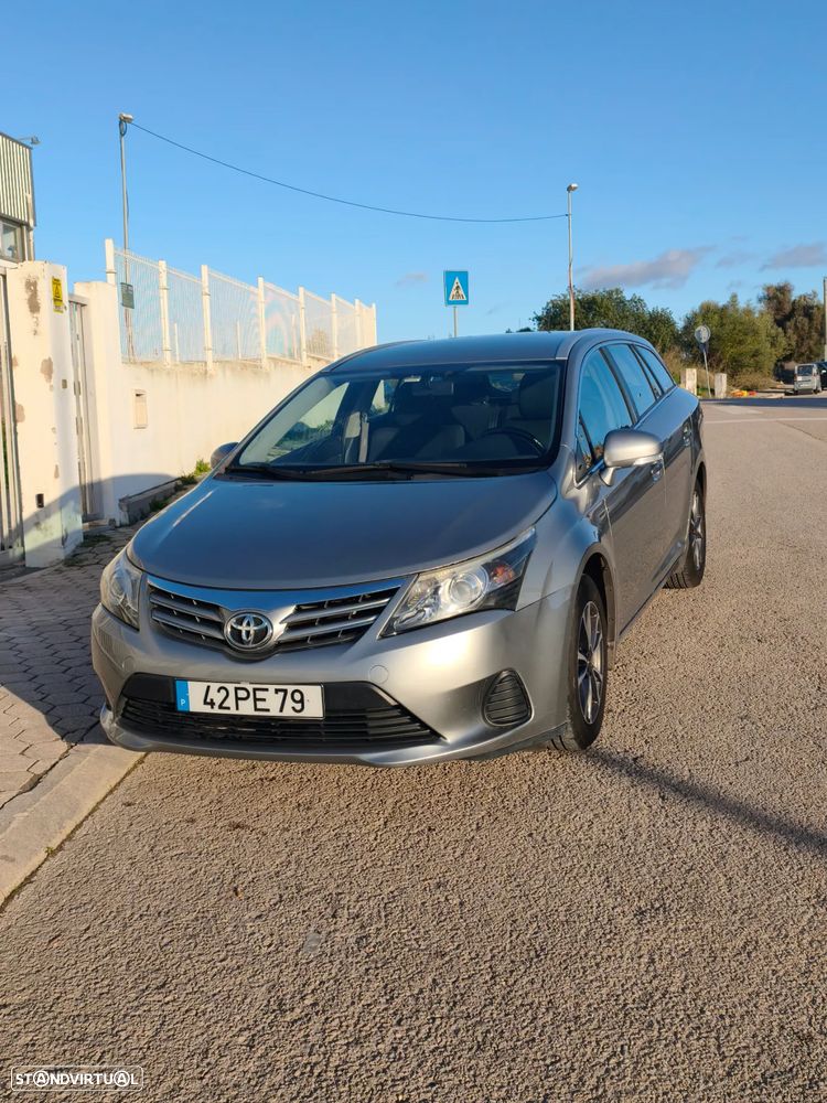 Toyota Avensis SW 2.0 D-4D Comfort - 6