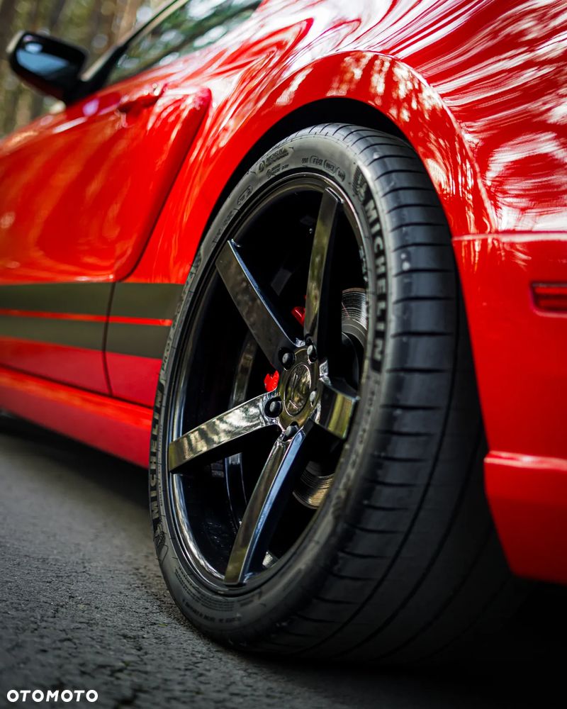 Ford Mustang 5.0 V8 GT - 23