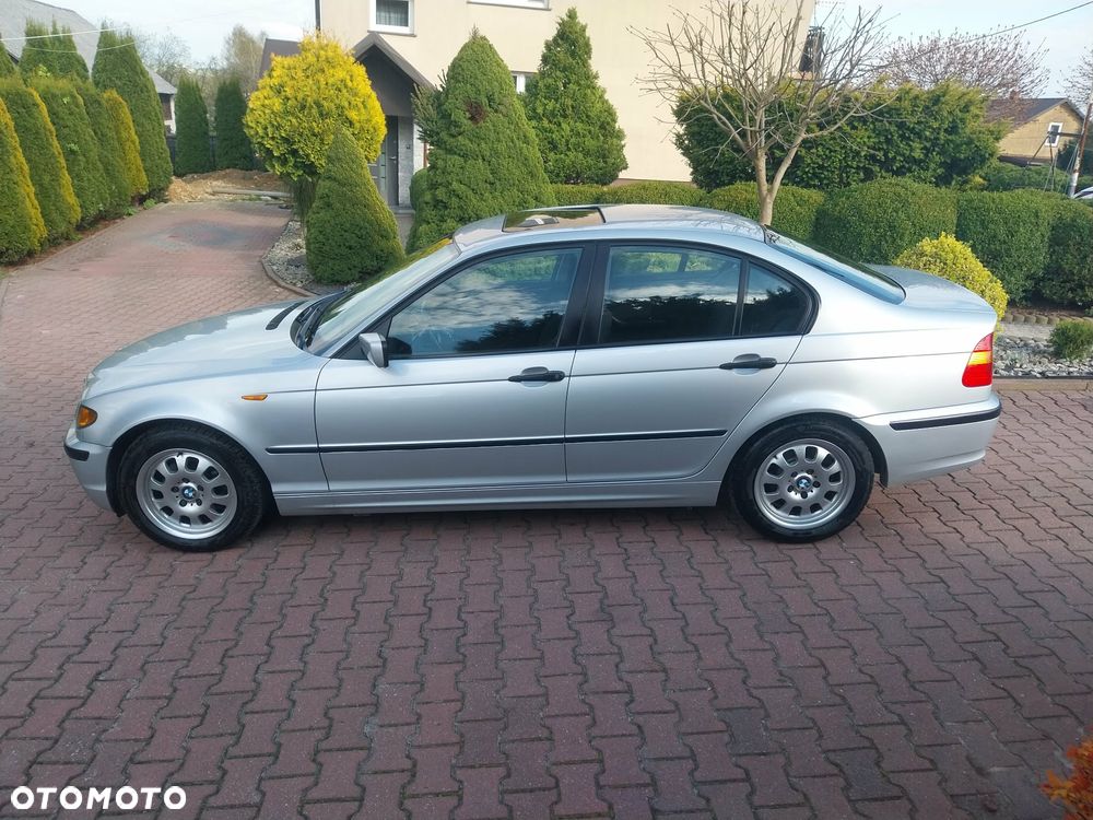 BMW Seria 3 316i Edition Exclusive - 3