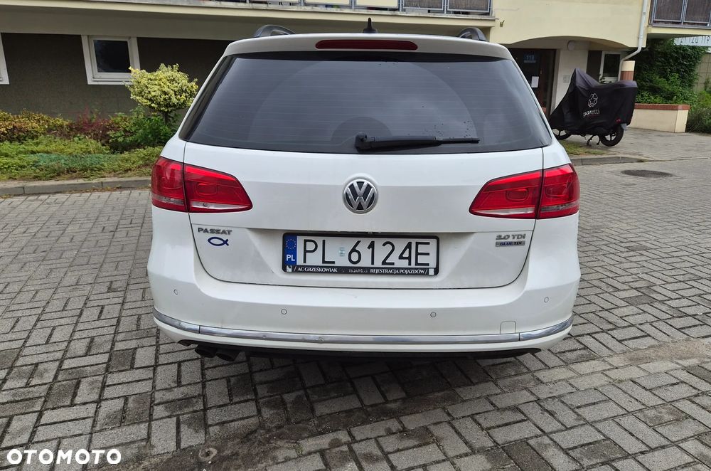 Volkswagen Passat 2.0 Blue TDI SCR Comfortline - 16