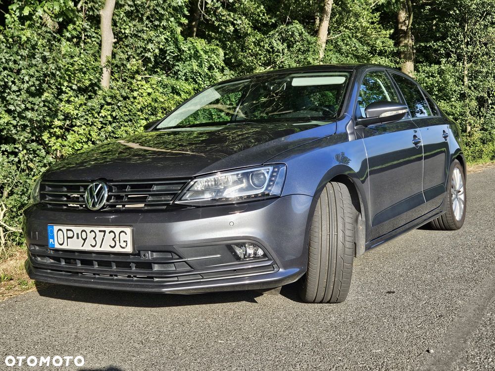 Volkswagen Jetta - 25