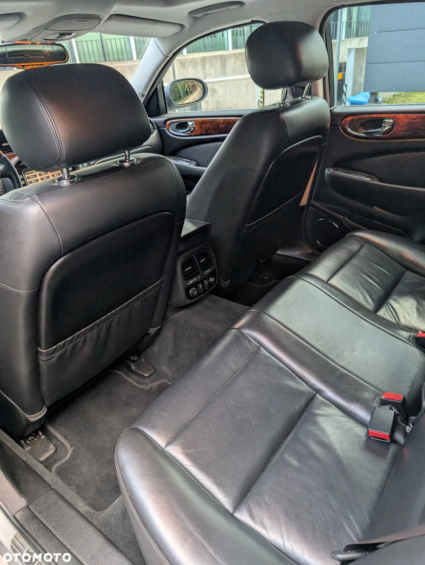 Jaguar XJR 4.2 - 32