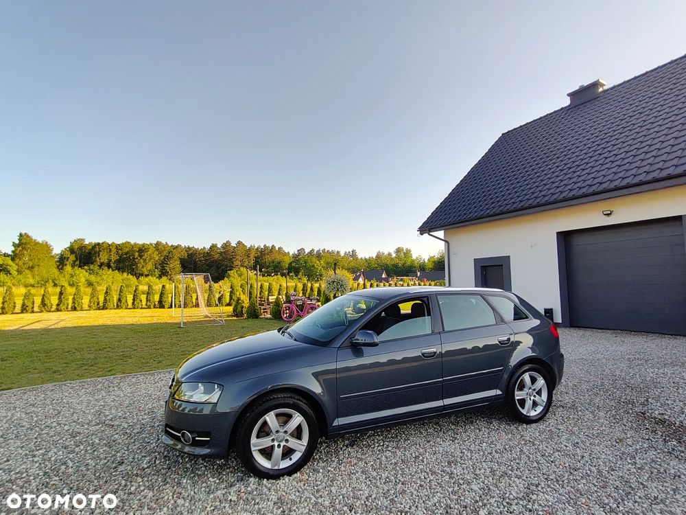 Audi A3 Sportback 1.6 Ambiente - 26