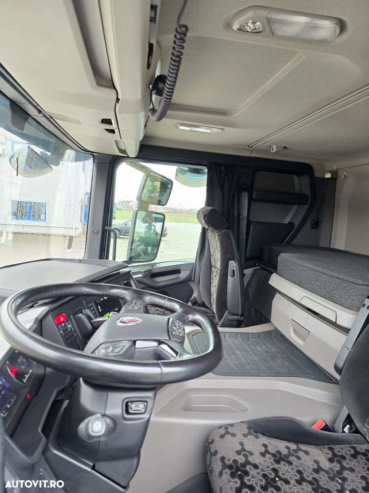 Scania P 460 - 29