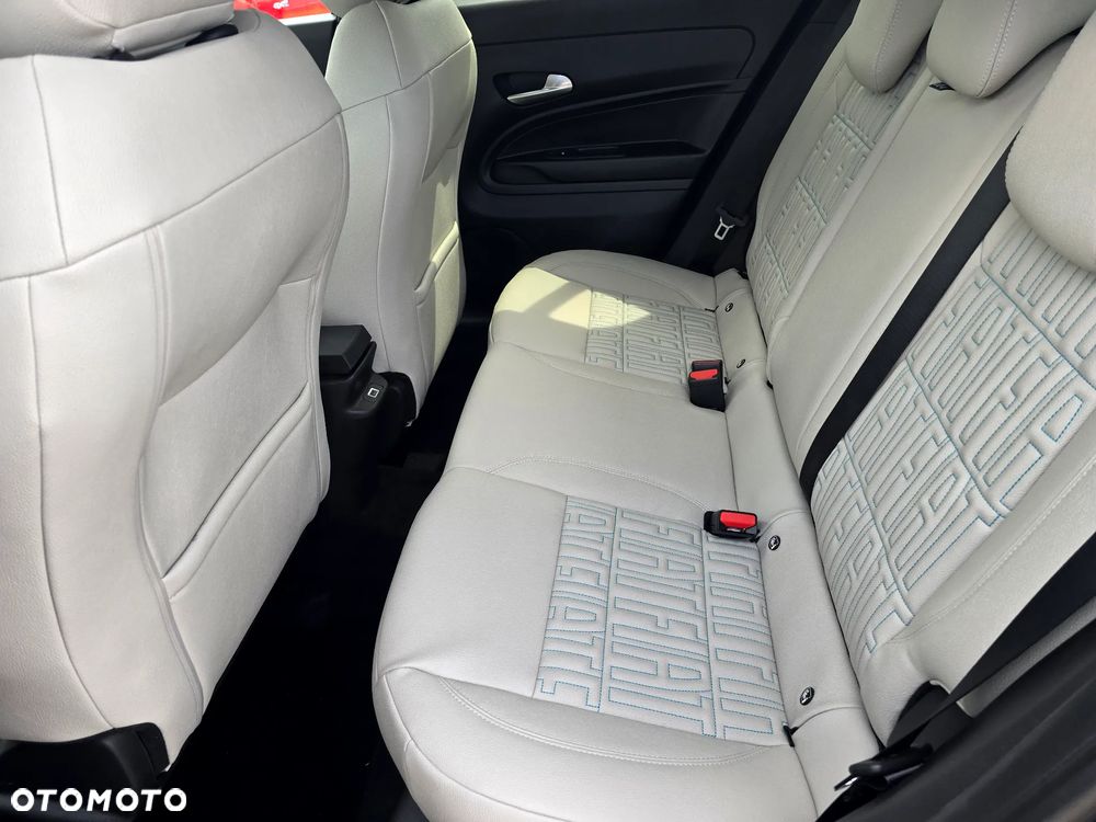 Fiat 600 ver-1-2-turbo-hybrid-la-prima-edct - 17