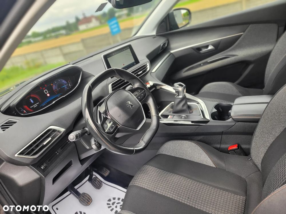 Peugeot 3008 - 14
