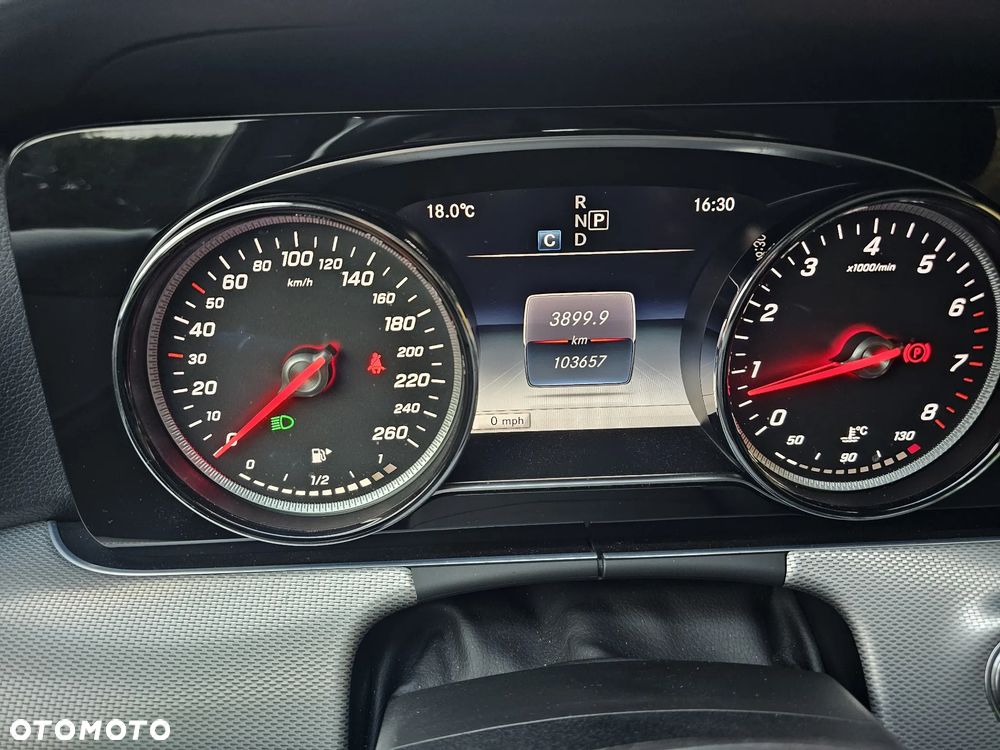 Mercedes-Benz Klasa E 200 9G-TRONIC - 19