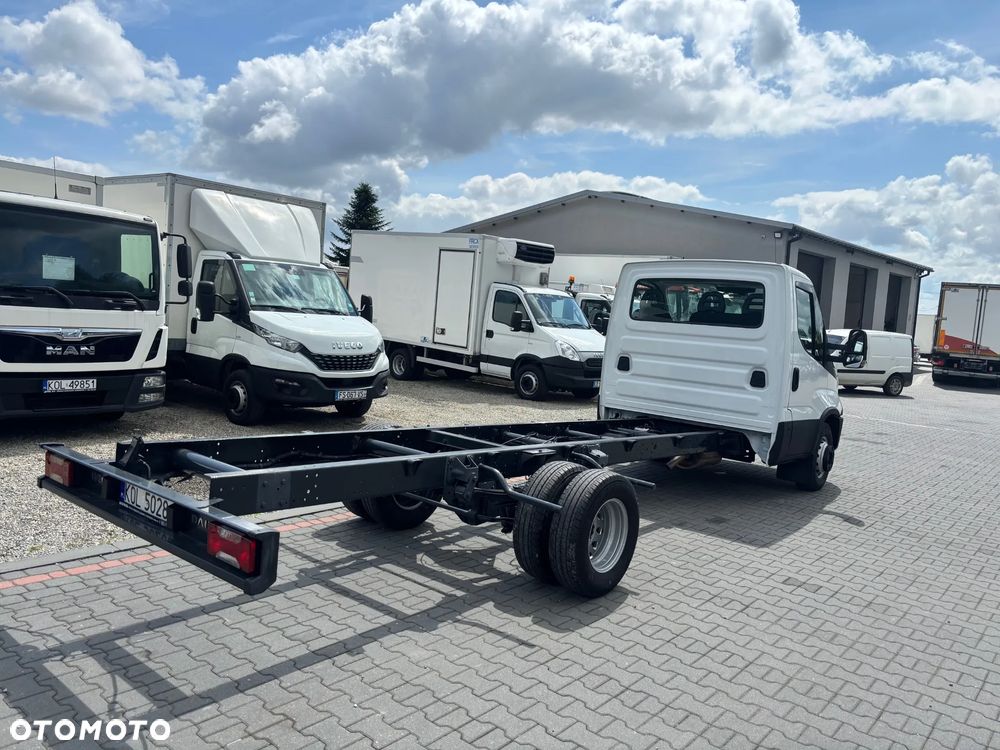 Iveco 70C17,,70C18,,70C15,,72C17,,50C17,,35C17,,35C15 - 4