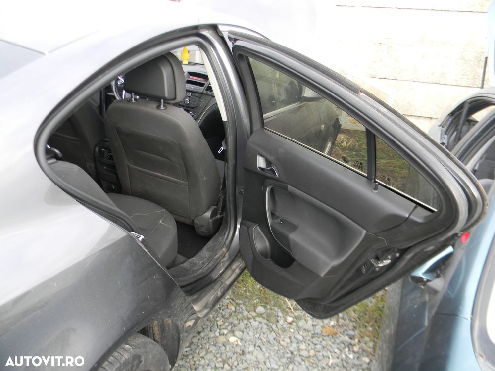 Dezmembrari  Opel INSIGNIA  2008  > 0000 2.0 CDTI Motorina - 31