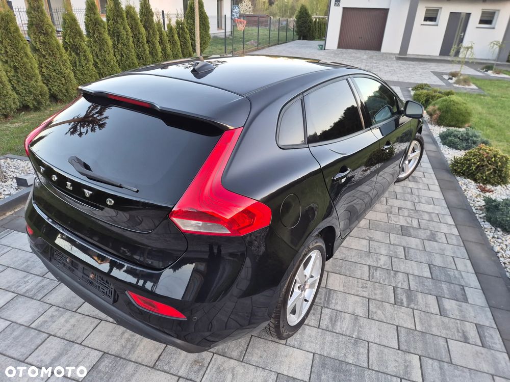 Volvo V40 D2 - 21