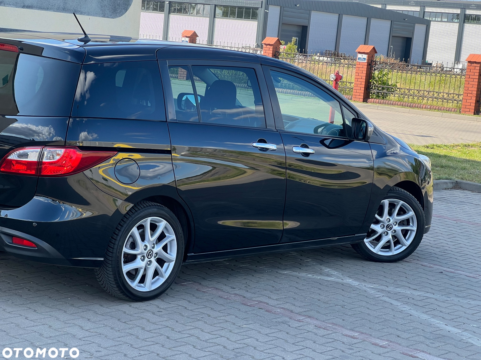 Mazda 5 1.8 Exclusive + - 36