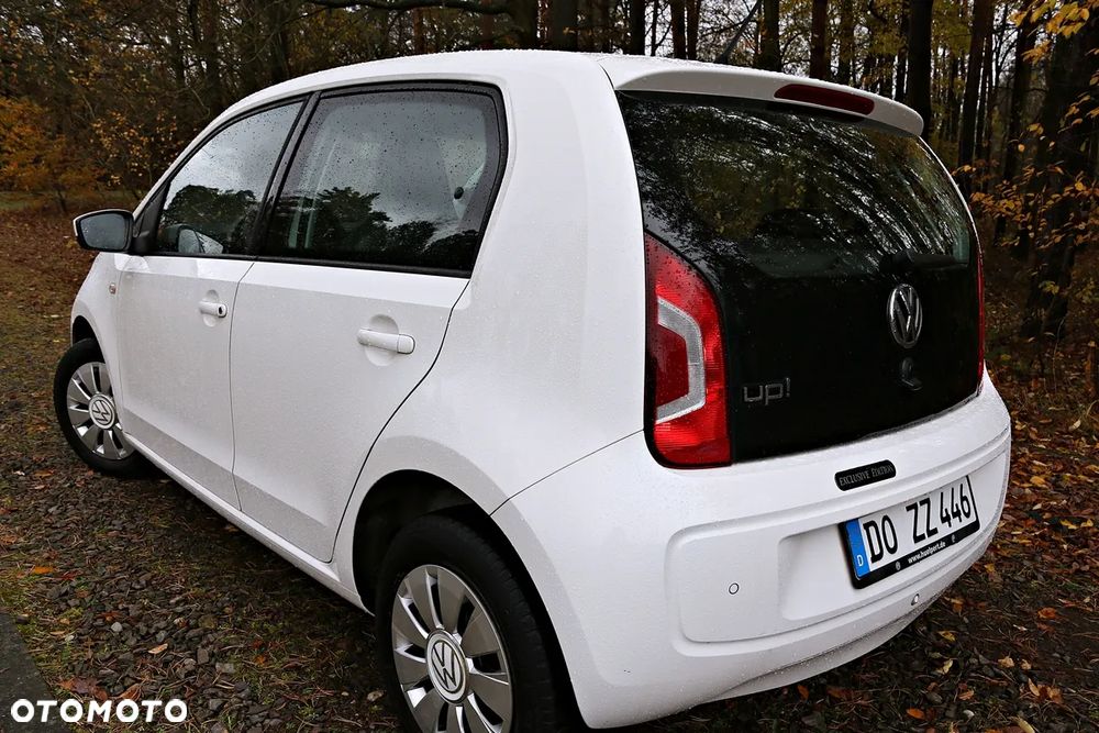 Volkswagen up! 1.0 high - 24