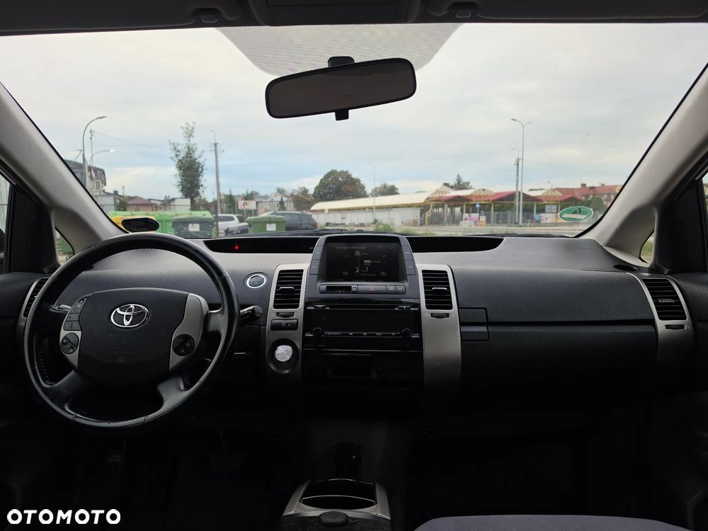 Toyota Prius 1.5 VVT-i Sol - 18