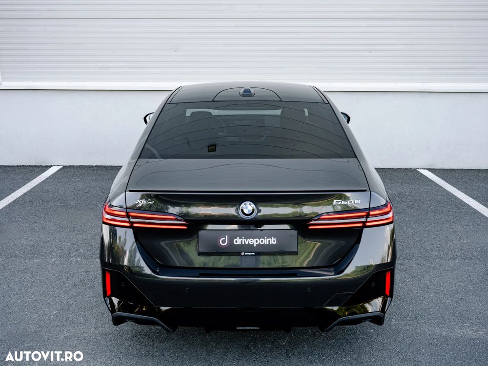 BMW 5 Series 2024 — imagine 9