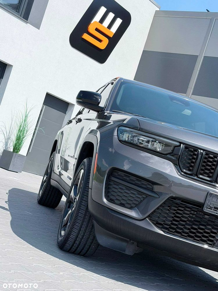 Jeep Grand Cherokee - 2
