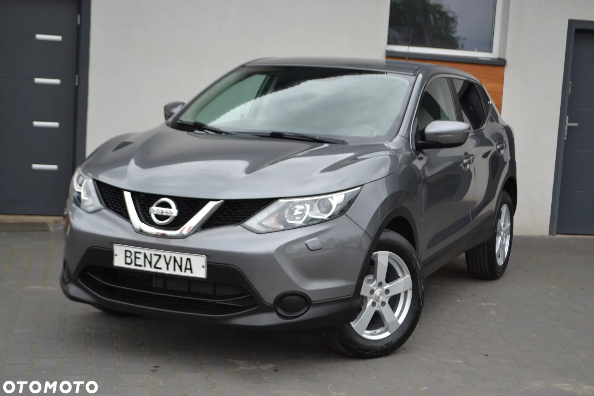 Nissan Qashqai - 2