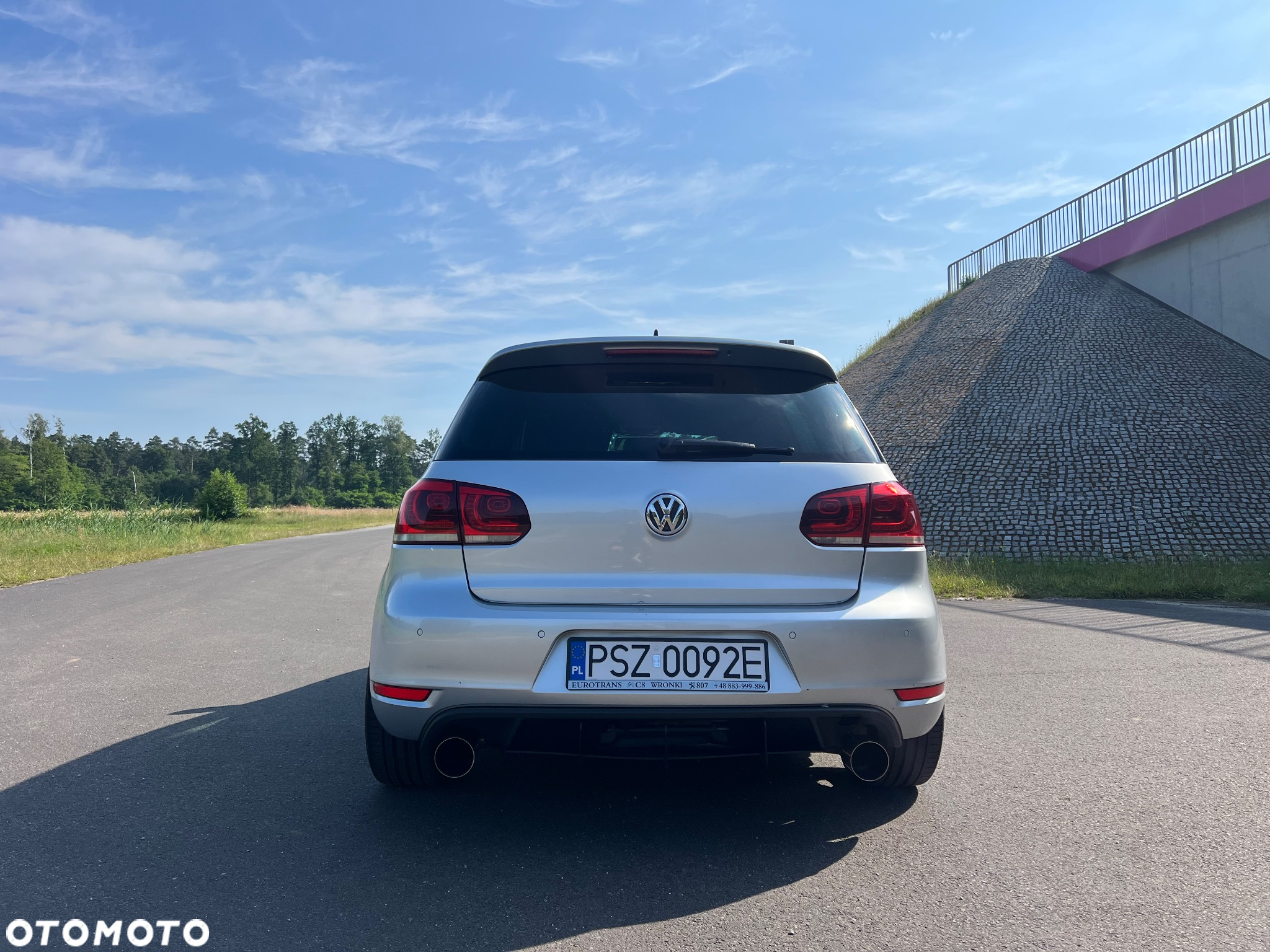 Volkswagen Golf 2.0 GTI - 8