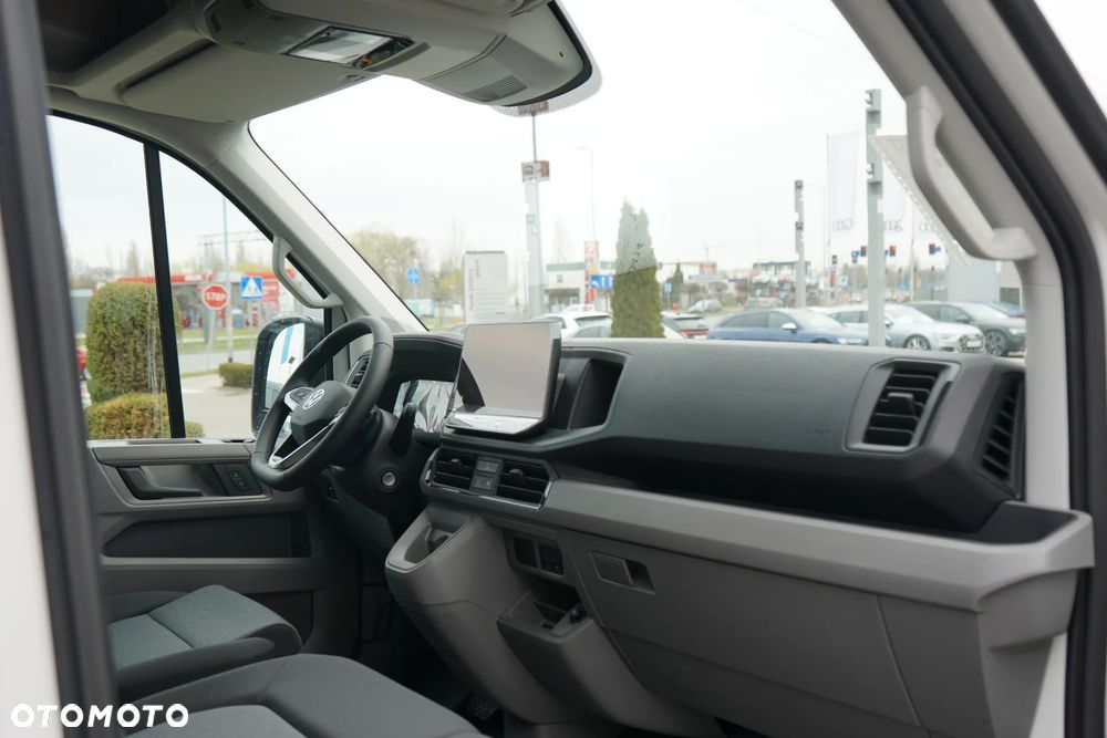 Volkswagen Crafter 35 - 24