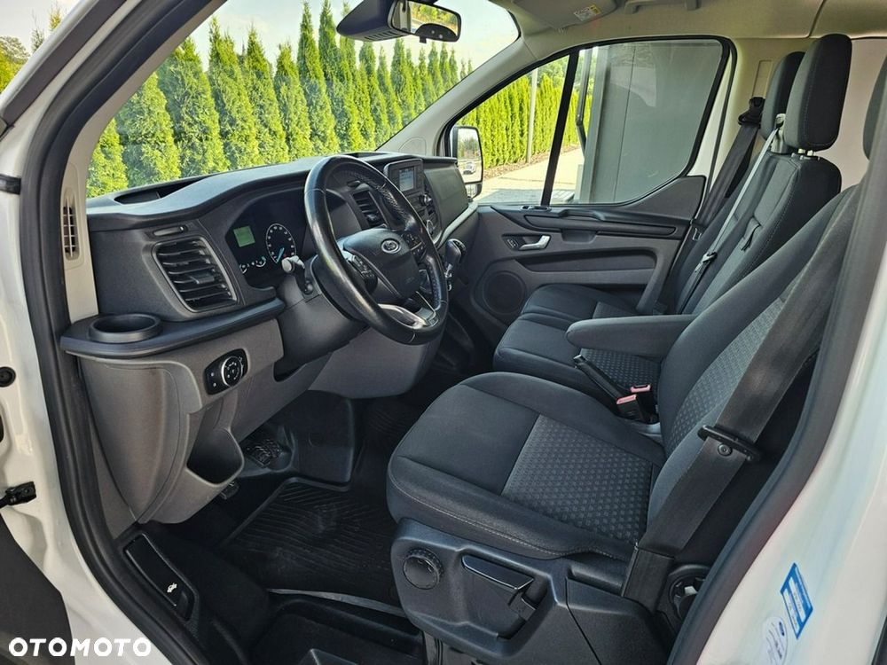 Ford Transit Custom - 14