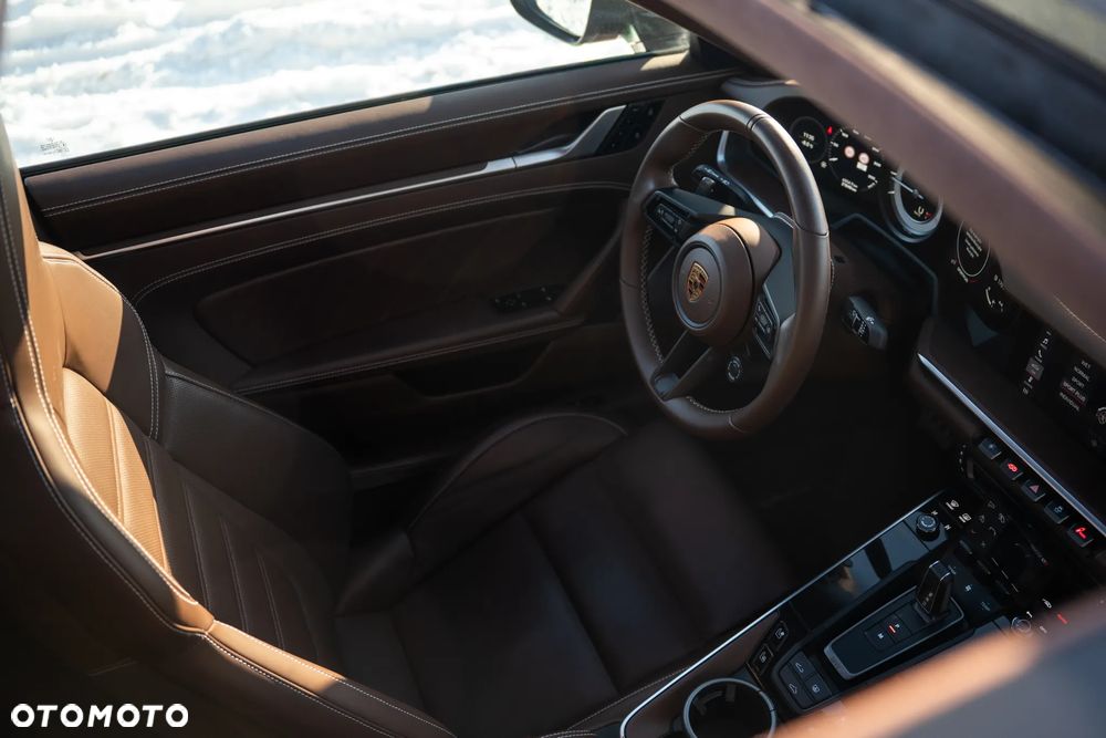 Porsche 911 Turbo S - 22