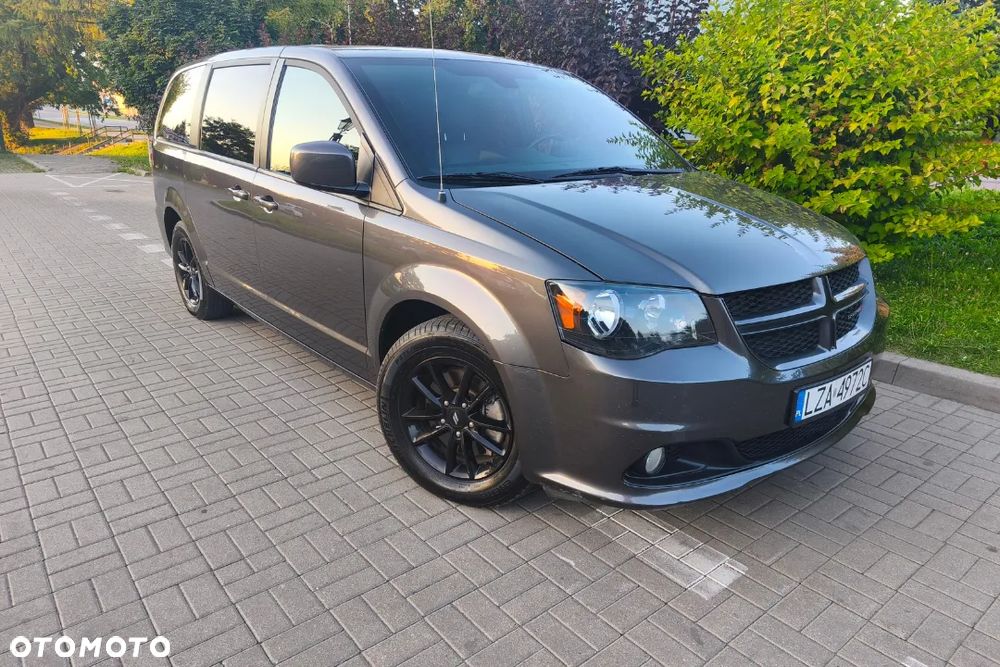 Dodge Grand Caravan 3.6 R/T - 14