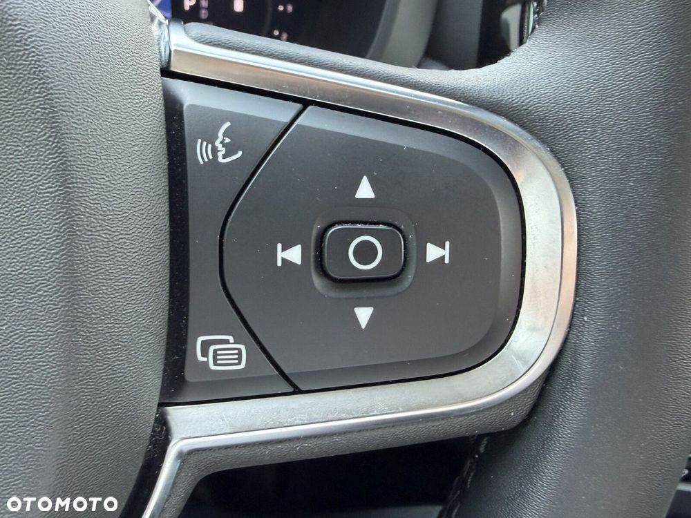 Volvo XC 60 - 32