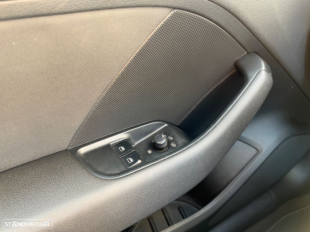 Audi A3 1.6 TDI (clean diesel) Attraction - 24