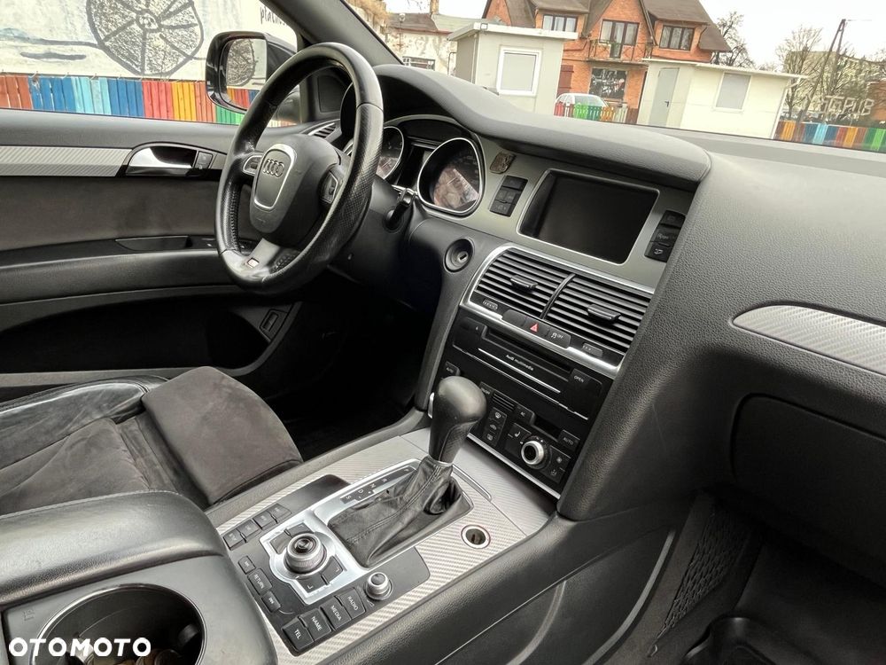 Audi Q7 3.0 TDI DPF Quattro Tiptronic - 26