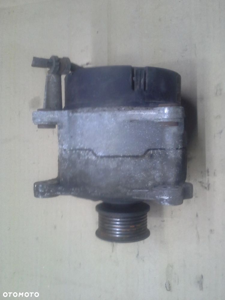 Volkswagen Sharan I 1.9 TDi alternator Bosch 120A 0123510007 021903025G - 5