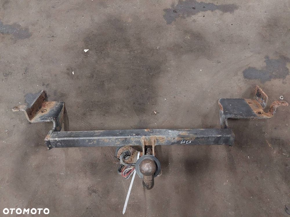 HAK HOLOWNICZY BRAK TABLICZKI VOLVO V40 I LIFT ID: 236191 - 1