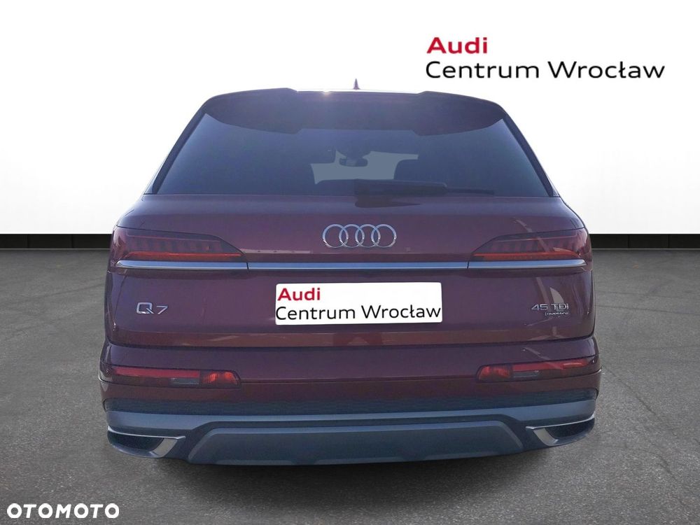 Audi Q7 - 8