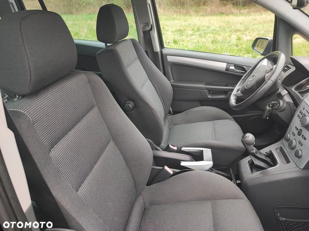 Opel Zafira 2.0 Turbo Sport - 20