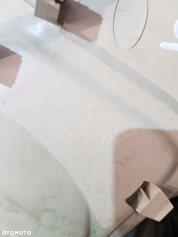 boczek tapicerka bagażnika lewy tył volvo xc60 i 3.2b eu 12r - 14