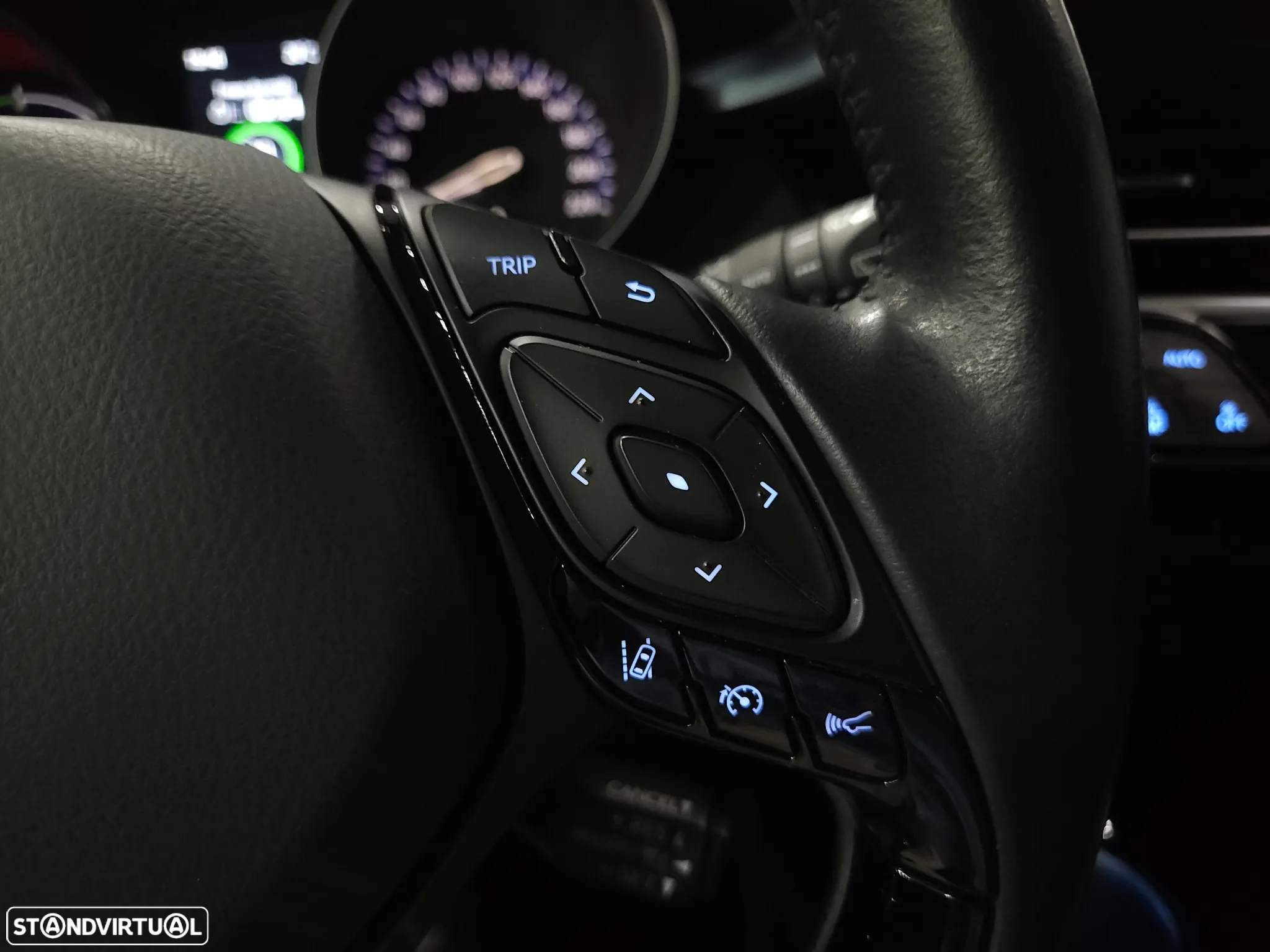 Toyota C-HR 1.8 Hybrid Exclusive+P.Luxury - 16