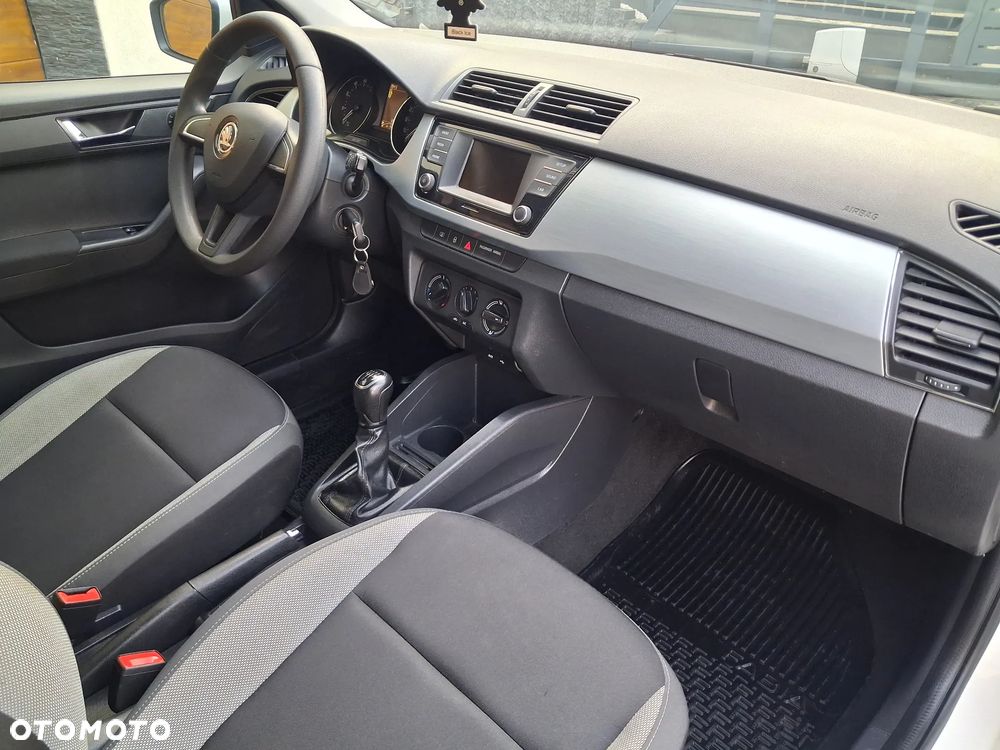 Skoda Fabia 1.0 TSI Ambition - 11