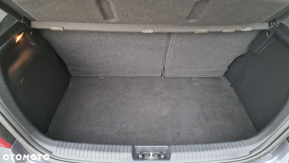 Hyundai i20 1.2 Classic + - 17