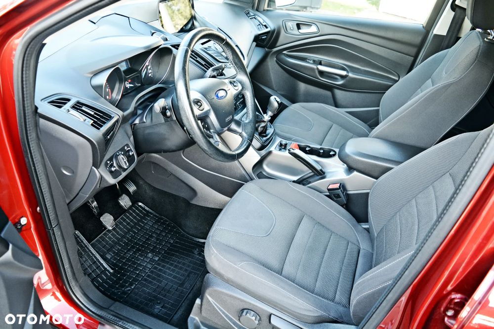 Ford Kuga 1.5 EcoBoost 2x4 Black & Silver - 23