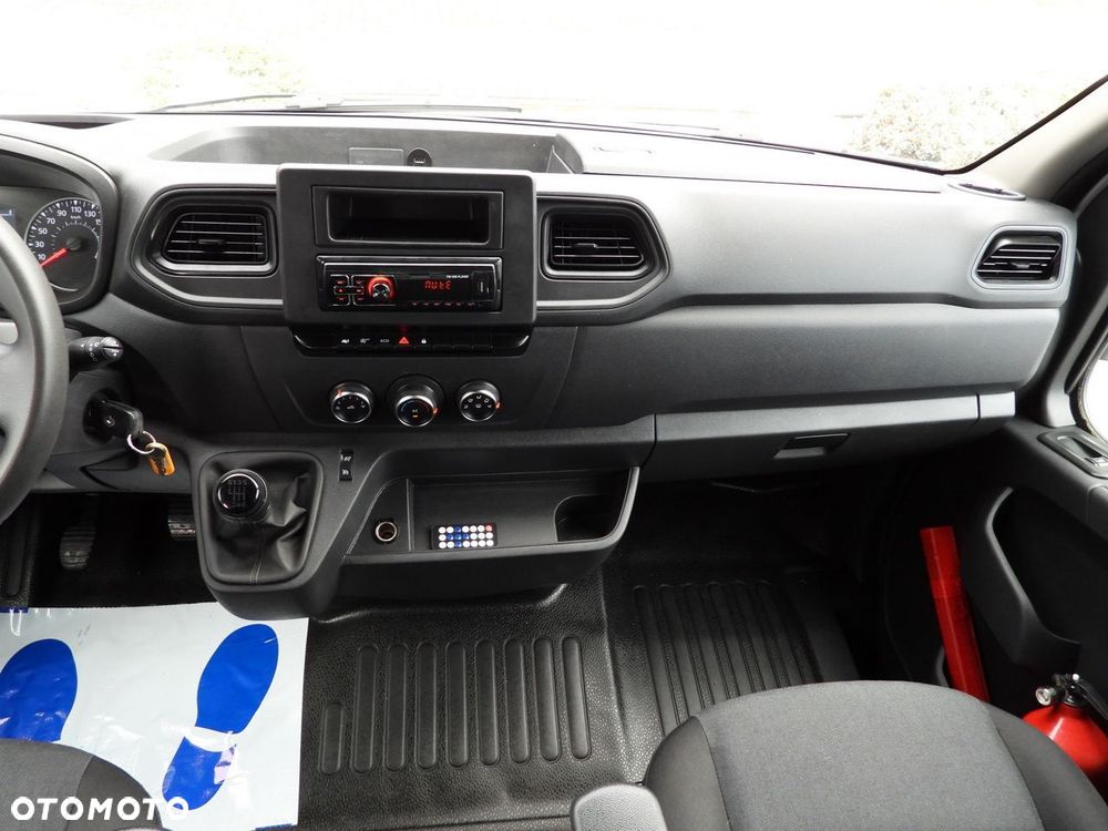 Renault MASTER WYWROTKA PODWÓJNA KABINA DOKA 6 MIEJSC TEMPOMAT LEDY BLIŹNIACZE KOŁA KLIMATYZACJA  145KM - 34