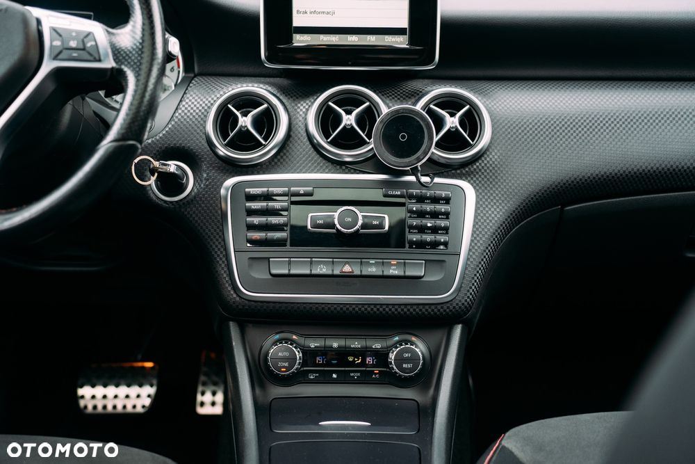 Mercedes-Benz Klasa A 200 CDI 7G-DCT AMG Line - 15