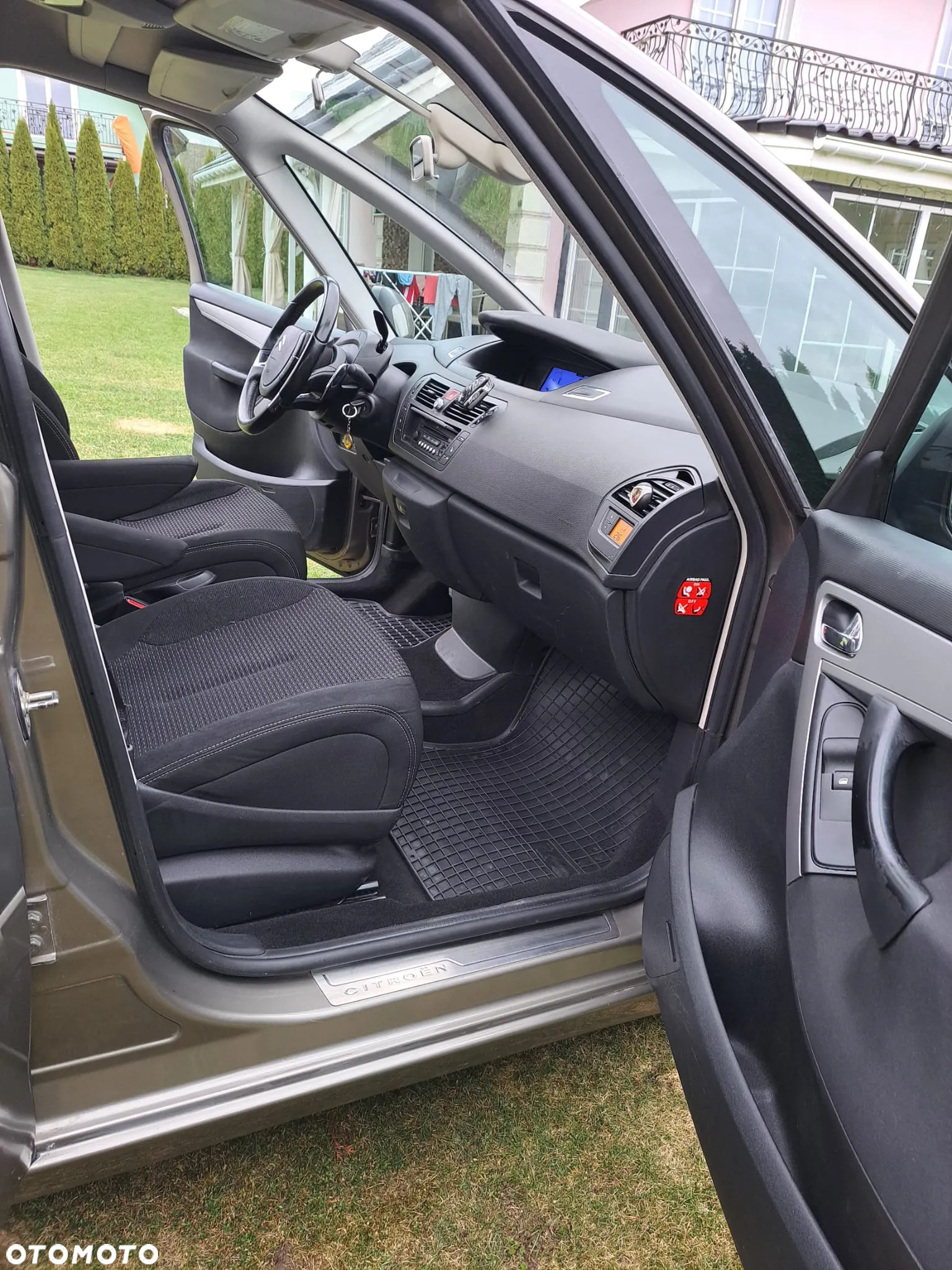 Citroën C4 Picasso 1.6 HDi FAP EGS6 Provence - 14
