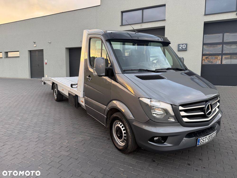 Mercedes-Benz Sprinter - 20