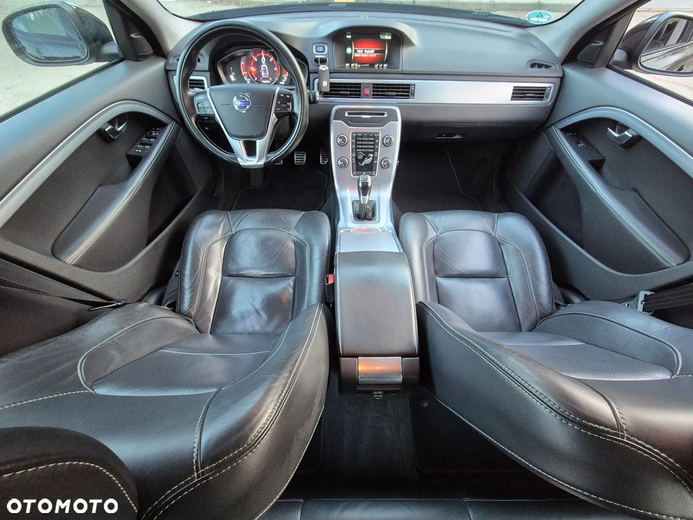 Volvo V70 D3 Summum - 6
