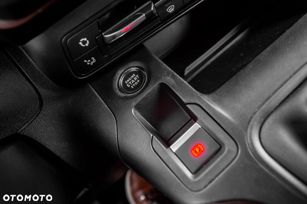 Peugeot Rifter Long 1.5 BlueHDI GT Line S&S - 30