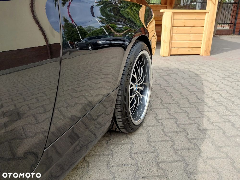 BMW Seria 3 320i Edition Exclusive - 31