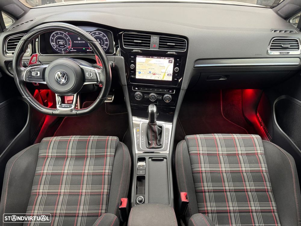 VW Golf 2.0 TSI GTI DSG Performance - 2