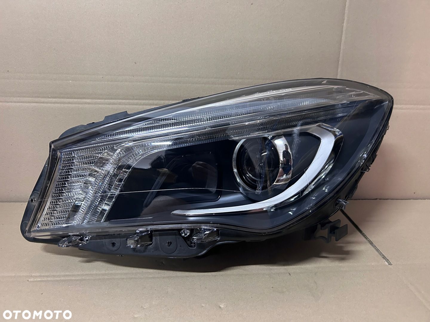 Lampa lewa Mercedes cla 117 a117 w117 bi xenon nieskretna kompletna - 1