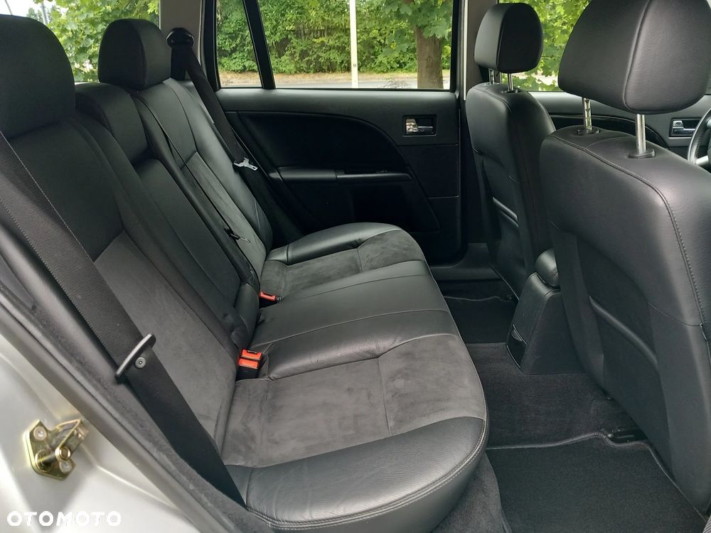 Ford Mondeo 2.0 Ghia Executive - 9