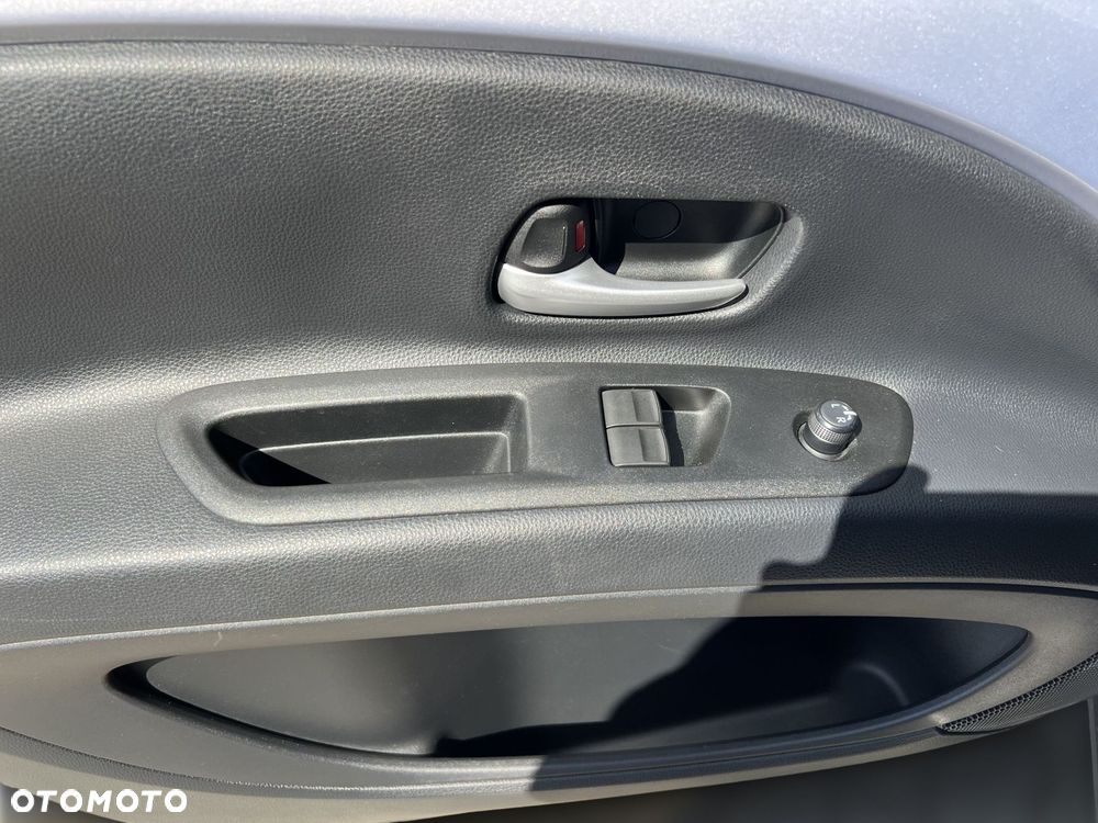 Toyota Aygo X 1.0 VVT-i JBL - 10
